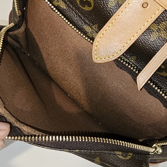 Authentic Louie Vitton Backpack - Picture 2 of 9